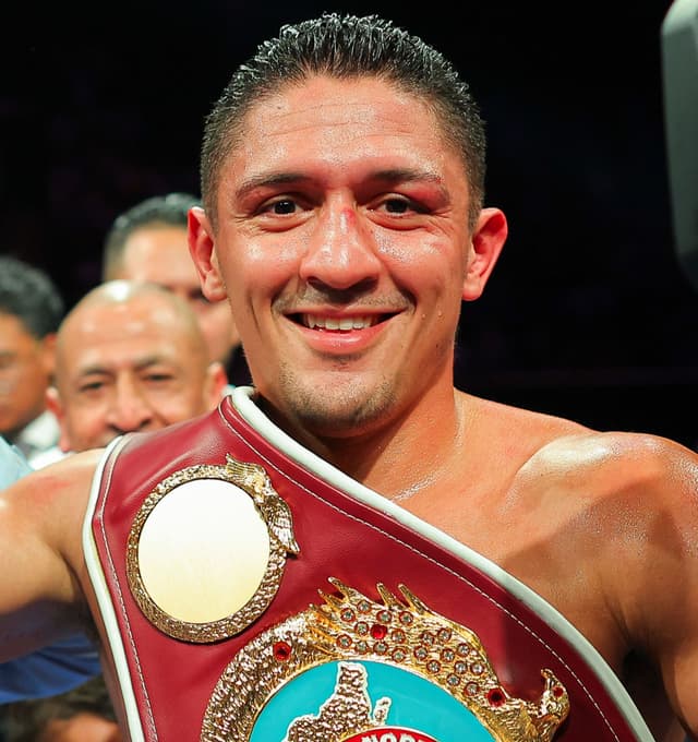 fighter Giovani Santillan image