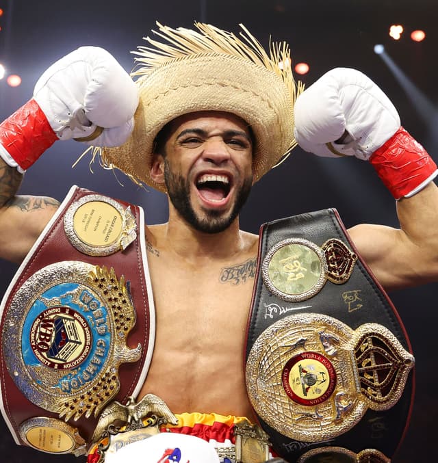 fighter Oscar Collazo image